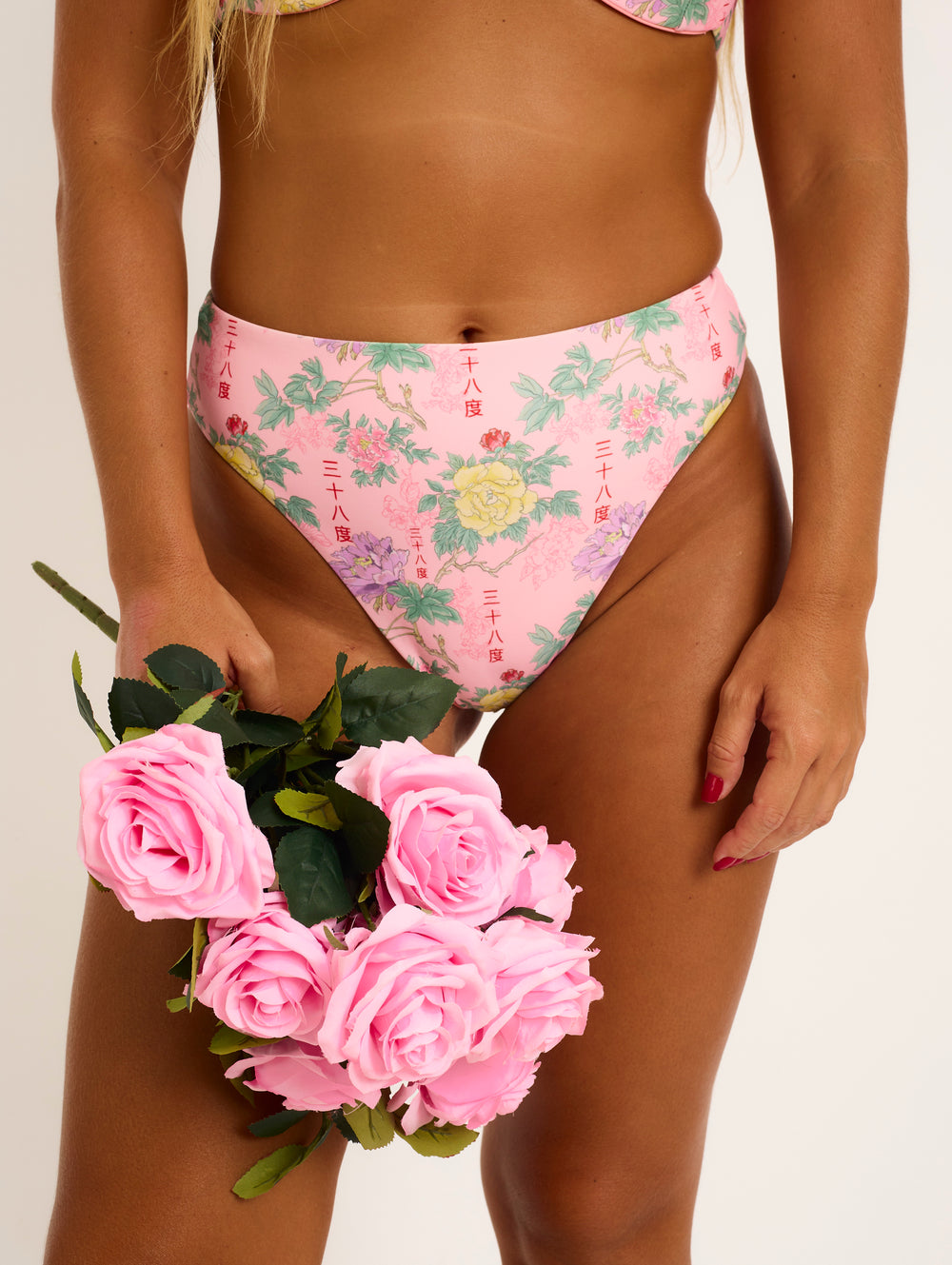 Bottom Luna in Sakura Dreams