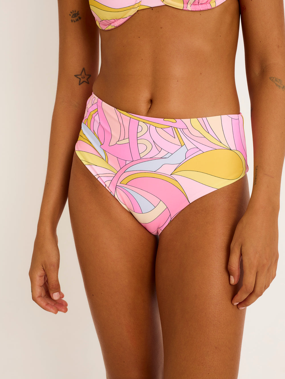 Bottom Freya in Pink Bee