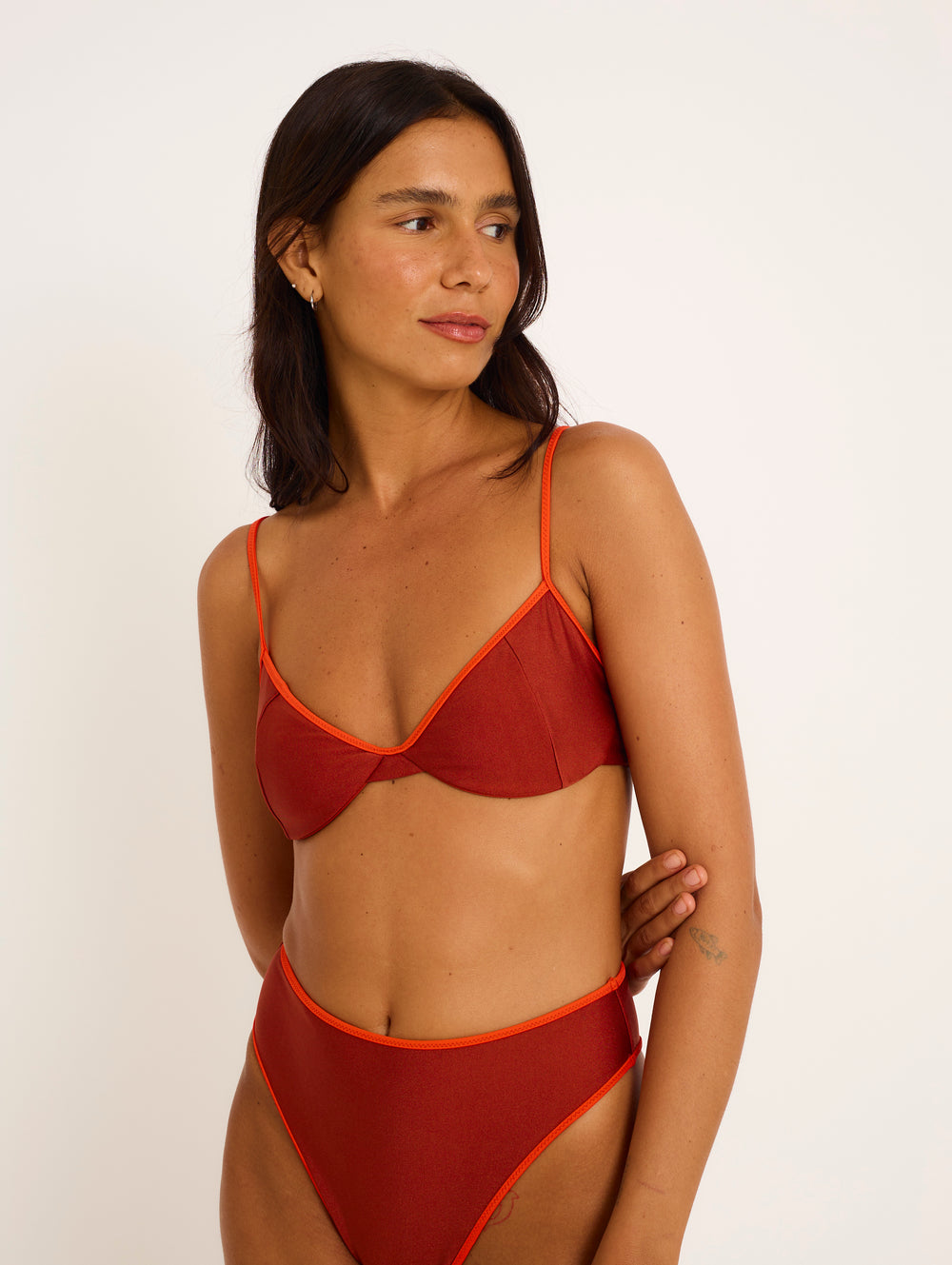 Bottom Luna in Choco Cherry